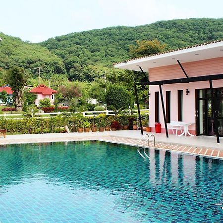 Triple P Home Resort Pak Chong Extérieur photo